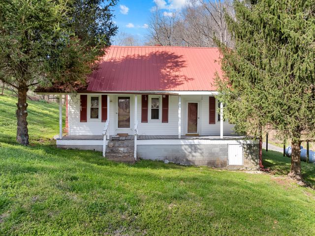 546 Womack Hollow Rd, Liberty, TN 37095