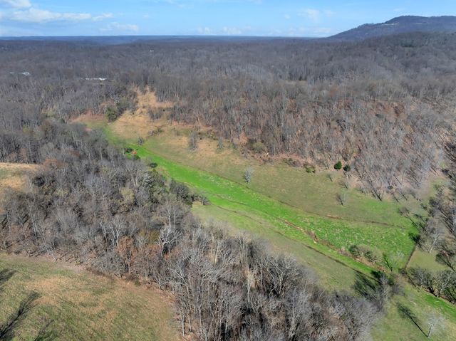 546 Womack Hollow Rd, Liberty, TN 37095