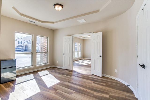 301 Calhoun Street, Glenn Heights, TX 75154