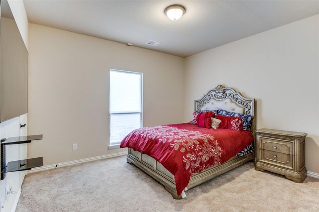 301 Calhoun Street, Glenn Heights, TX 75154