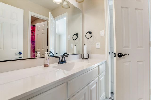 301 Calhoun Street, Glenn Heights, TX 75154