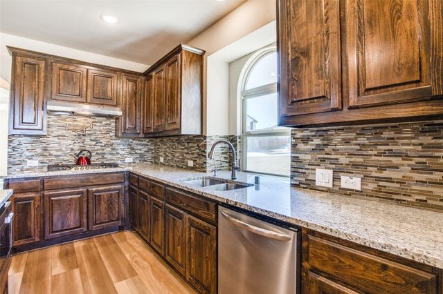 301 Calhoun Street, Glenn Heights, TX 75154