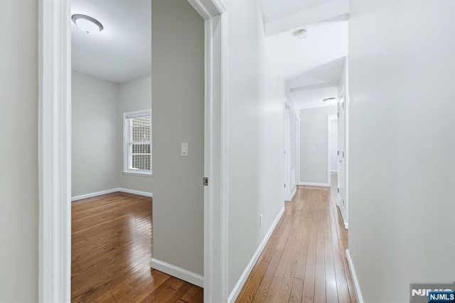 314 7th Avenue, Newark, NJ 07107