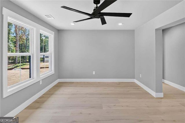 5578 Lilburn Stone Mountain Road, Stone Mountain, GA 30087
