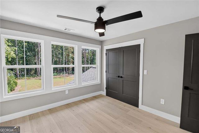 5578 Lilburn Stone Mountain Road, Stone Mountain, GA 30087