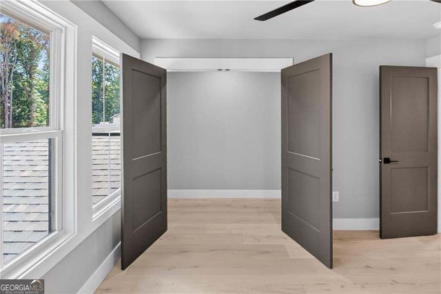 5578 Lilburn Stone Mountain Road, Stone Mountain, GA 30087