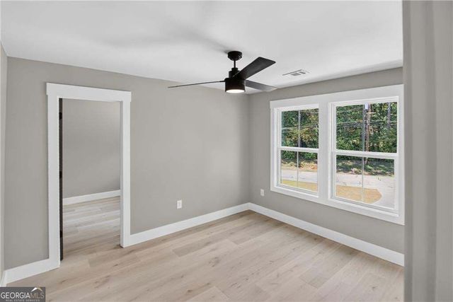 5578 Lilburn Stone Mountain Road, Stone Mountain, GA 30087