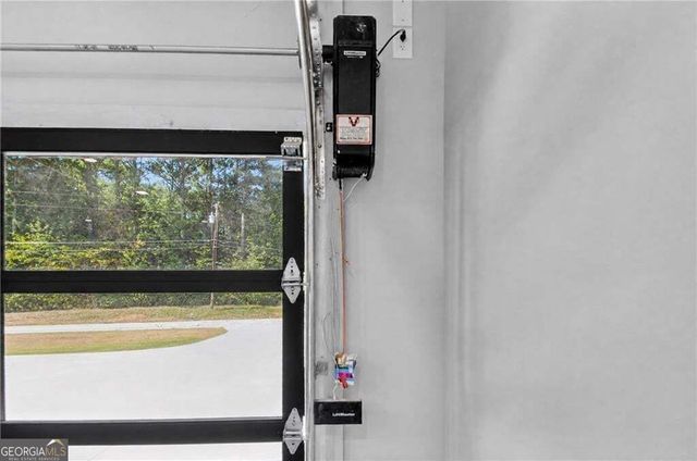 5578 Lilburn Stone Mountain Road, Stone Mountain, GA 30087