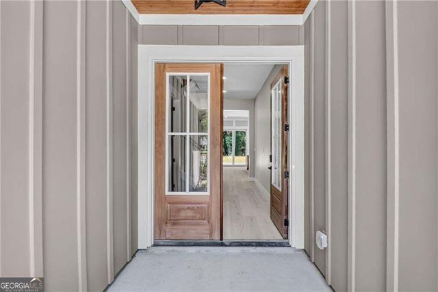 5578 Lilburn Stone Mountain Road, Stone Mountain, GA 30087