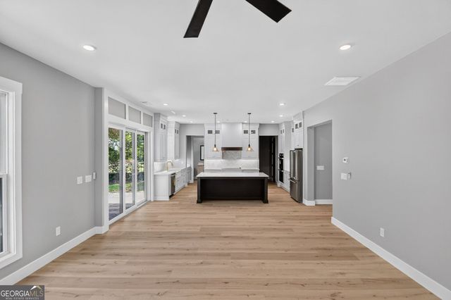 5578 Lilburn Stone Mountain Road, Stone Mountain, GA 30087