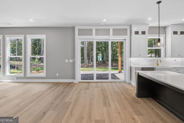 5578 Lilburn Stone Mountain Road, Stone Mountain, GA 30087