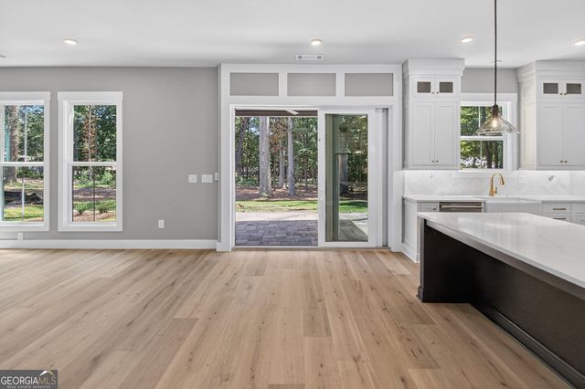 5578 Lilburn Stone Mountain Road, Stone Mountain, GA 30087