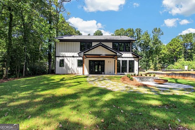 5578 Lilburn Stone Mountain Road, Stone Mountain, GA 30087