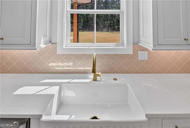 5578 Lilburn Stone Mountain Road, Stone Mountain, GA 30087