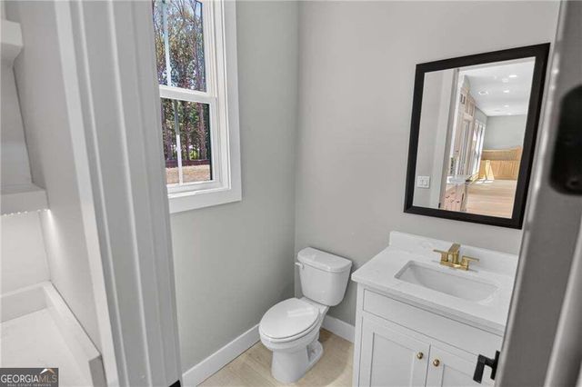 5578 Lilburn Stone Mountain Road, Stone Mountain, GA 30087