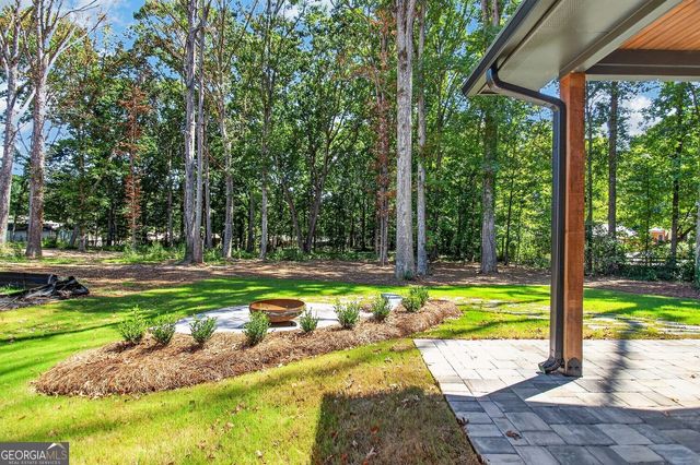 5578 Lilburn Stone Mountain Road, Stone Mountain, GA 30087
