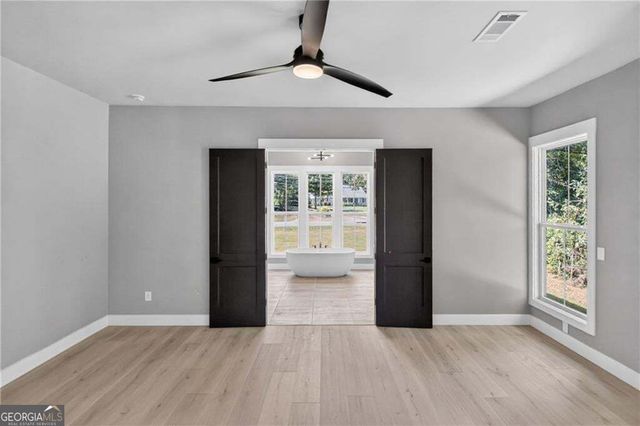 5578 Lilburn Stone Mountain Road, Stone Mountain, GA 30087