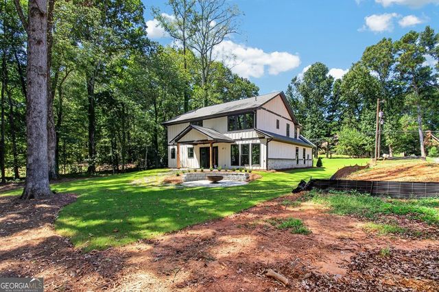 5578 Lilburn Stone Mountain Road, Stone Mountain, GA 30087