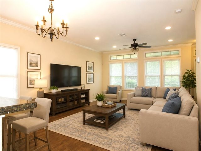 103 Richards Street, College Station, TX 77840