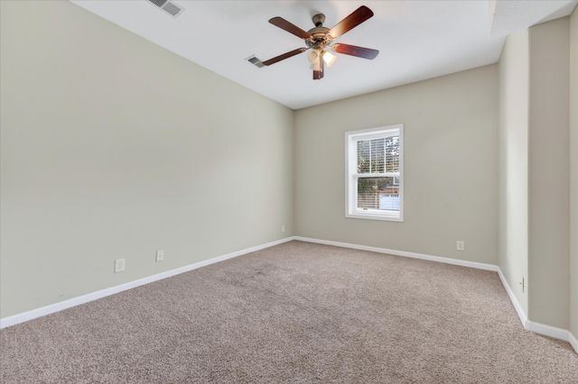 631 Hidden Valley Dr, Clarksville, TN 37040