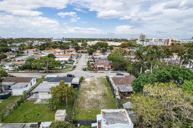 3056 SW 13th St, Miami, FL 33145