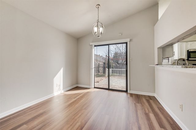 2410 Brookdale Drive, Arlington, TX 76014