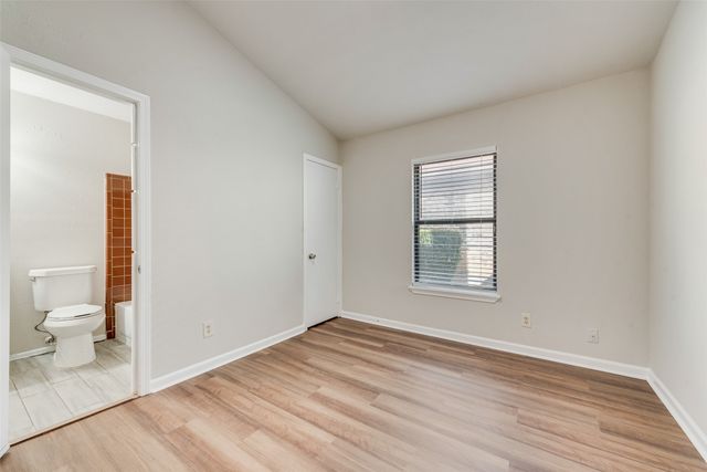 2410 Brookdale Drive, Arlington, TX 76014