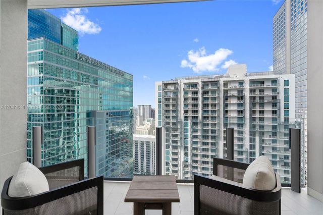 300 Biscayne Boulevard Way 4009W, Miami, FL 33131