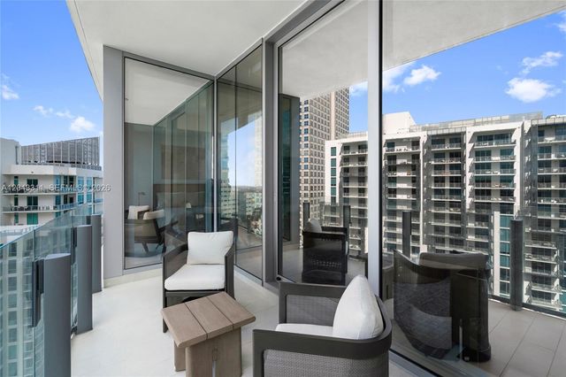 300 Biscayne Boulevard Way 4009W, Miami, FL 33131
