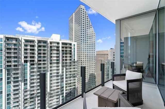 300 Biscayne Boulevard Way 4009W, Miami, FL 33131