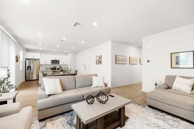 26871 James Drive, Menifee, CA 92585