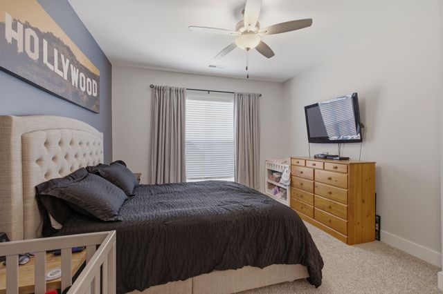 1319 Halter Park Dr, Gallatin, TN 37066