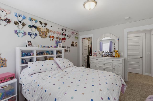 1319 Halter Park Dr, Gallatin, TN 37066