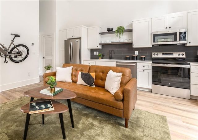 1160 Gracewood SE Avenue 201, Atlanta, GA 30316