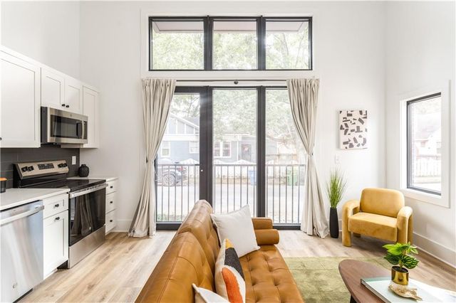 1160 Gracewood SE Avenue 201, Atlanta, GA 30316