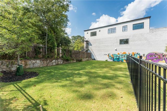 1160 Gracewood SE Avenue 201, Atlanta, GA 30316