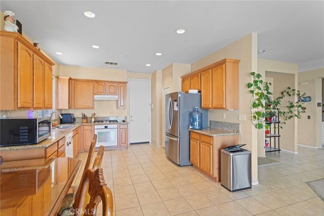 16362 Gala, Fontana, CA 92337