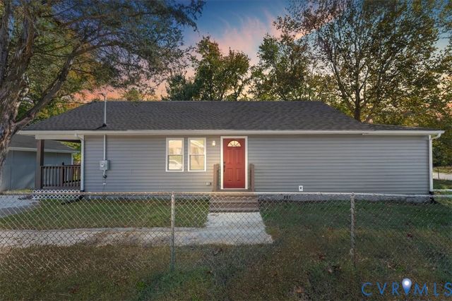 1701 Arlington Rd, Hopewell, VA 23860