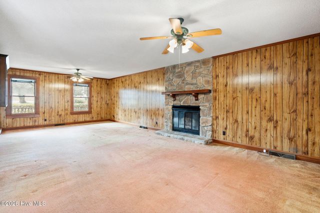 909 Rolling Hills Cove, Wilmington, NC 28409