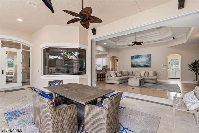 4661 Idylwood LN, Naples, FL 34119