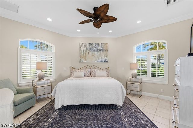 4661 Idylwood LN, Naples, FL 34119