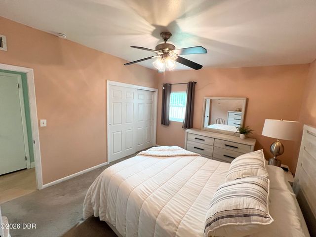 7812 N Gomez Avenue, Tampa, FL 33614