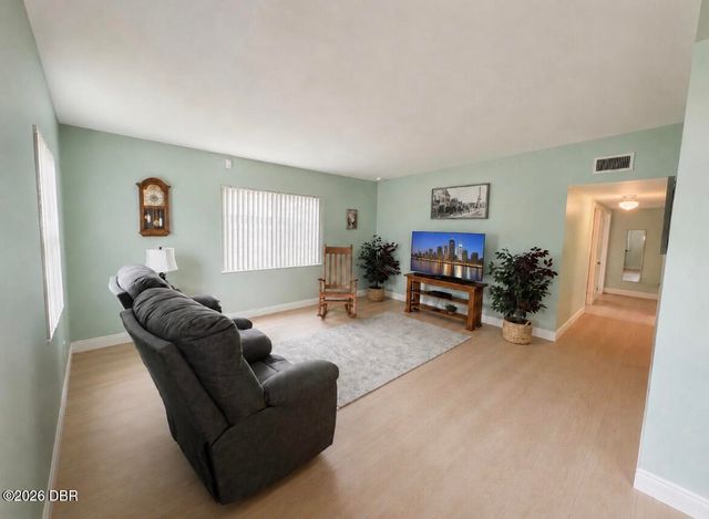7812 N Gomez Avenue, Tampa, FL 33614