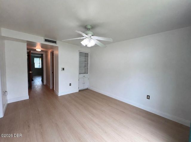 7812 N Gomez Avenue, Tampa, FL 33614