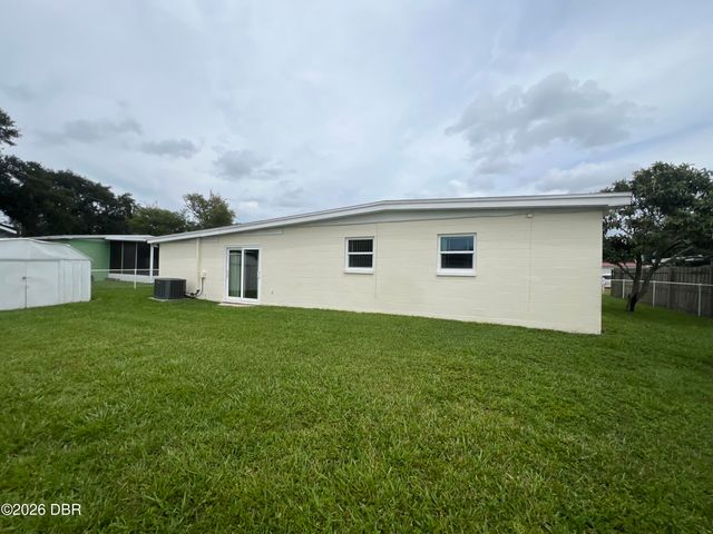 7812 N Gomez Avenue, Tampa, FL 33614