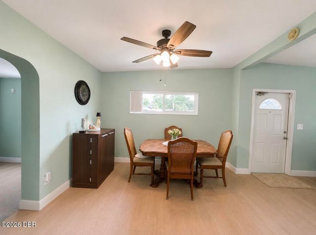 7812 N Gomez Avenue, Tampa, FL 33614