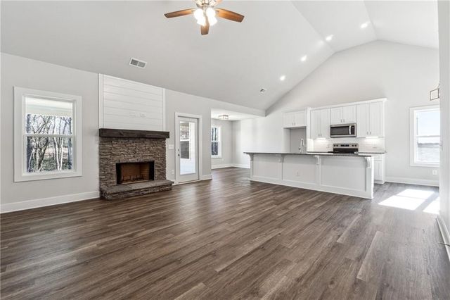 7407 Highway 136 West, Talking Rock, GA 30175