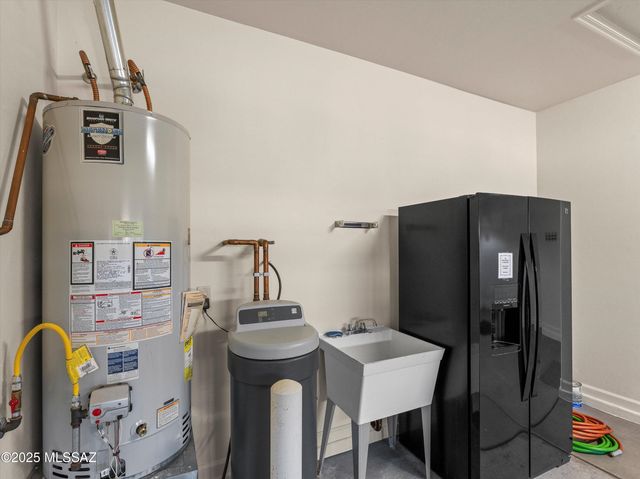 60368 E Arroyo Vista Drive, Oracle, AZ 85623