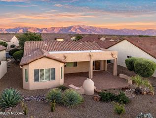 60368 E Arroyo Vista Drive, Oracle, AZ 85623