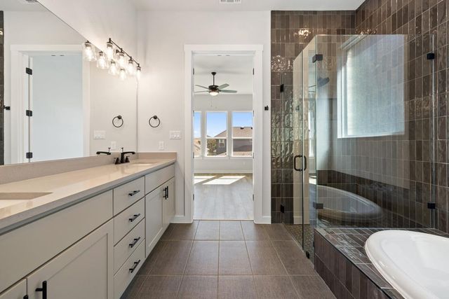 136 Old Woods Road, Liberty Hill, TX 78642